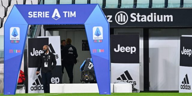 Tronditet Juventusi, ndeshja me Napolin do të riluhet