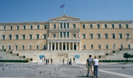 Skadimi i leje qëndrimeve për emigrantët, Greqia shtyn afatin deri më 31 mars 2021