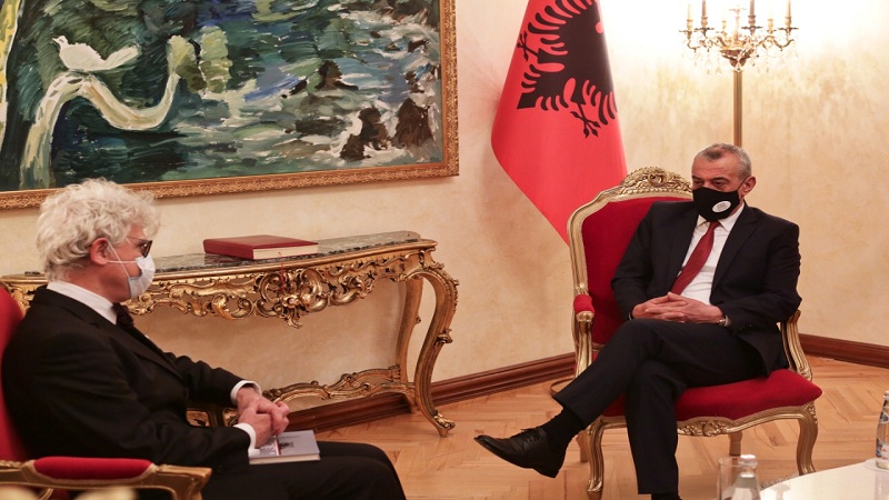 Ruçi pret ambasadorin e Polonisë: Shqipëria dhe Ballkani Perëndimor, me vizion e destinacion perëndimor