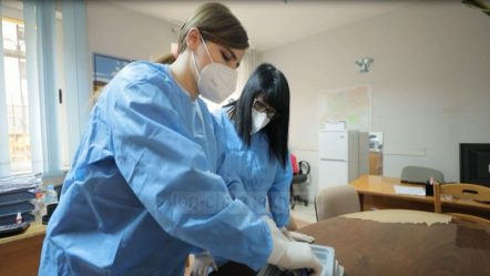 Si bëhen testet e shpejta në Tiranë, përgjigjja për 15-30 minuta (VIDEO)