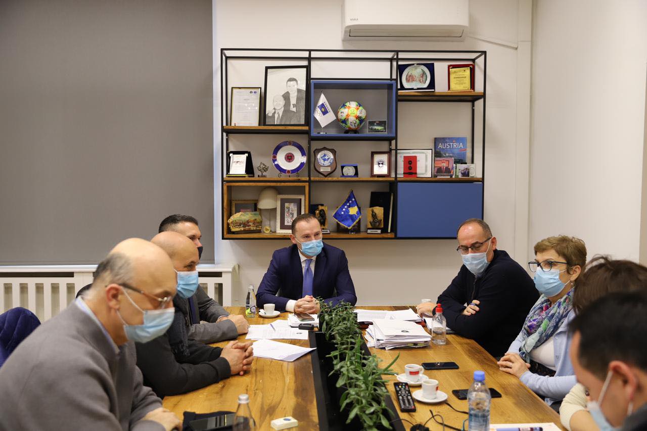 Kosova drejt lehtësimit të masave kufizuese: Të fundit në rajon sa i përket infektimeve dhe vdekjeve nga Covid