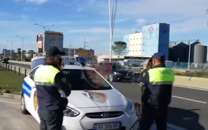 Policia shton kontrollet në rrugë, pezullohen 62 patenta