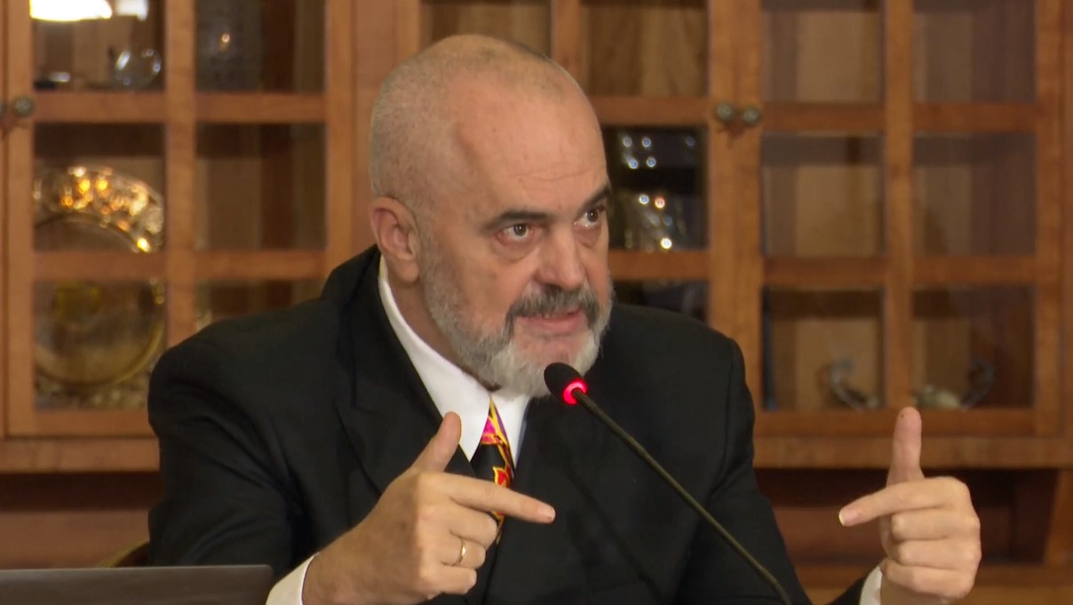 Rama: Pse nuk do të bëhet publike kontrata me Pfizer