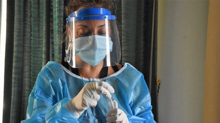 Greqi, 15 viktima dhe 795 raste të reja nga COVID-19