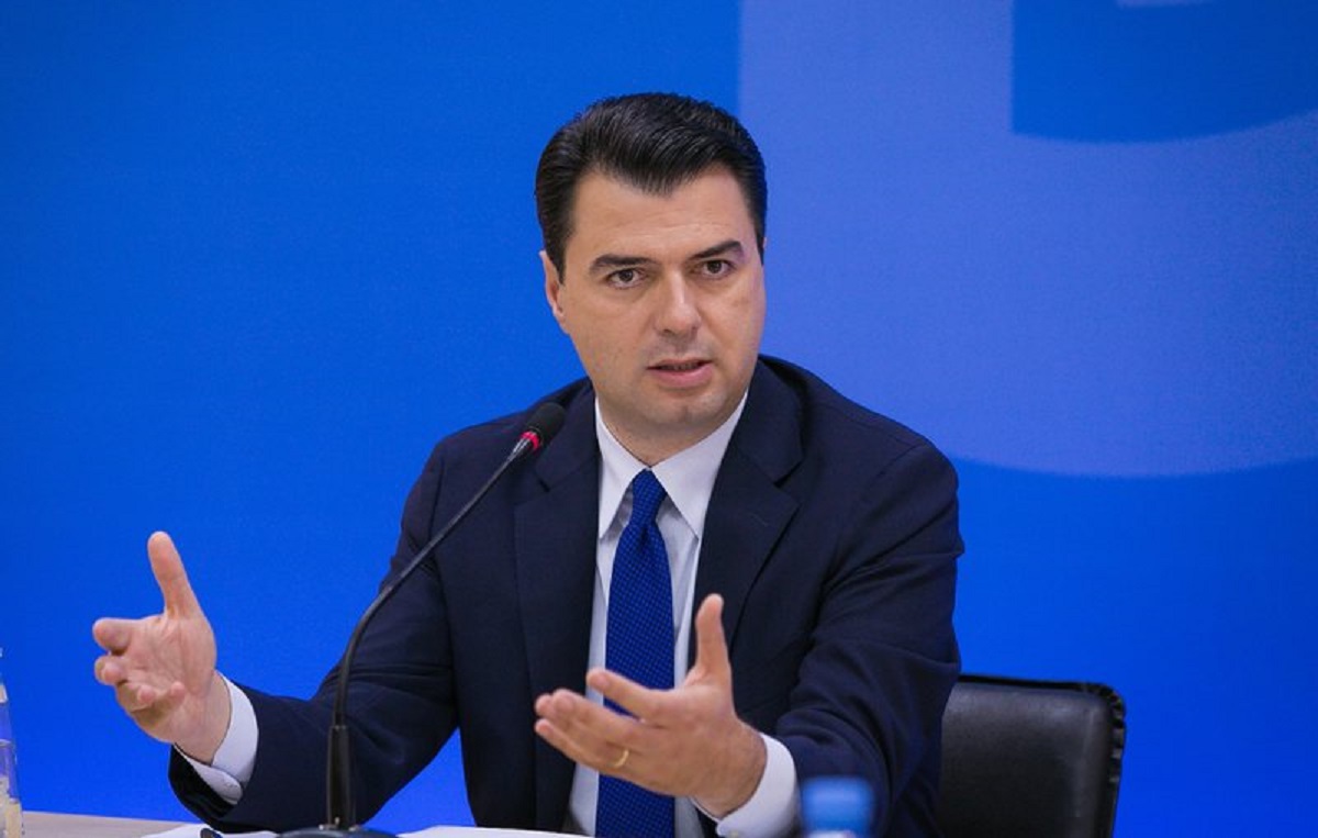 Sulmet e Ramës për vaksinimin, Basha: S’është faji i BE-së që ti je një dështim në çdo gjë