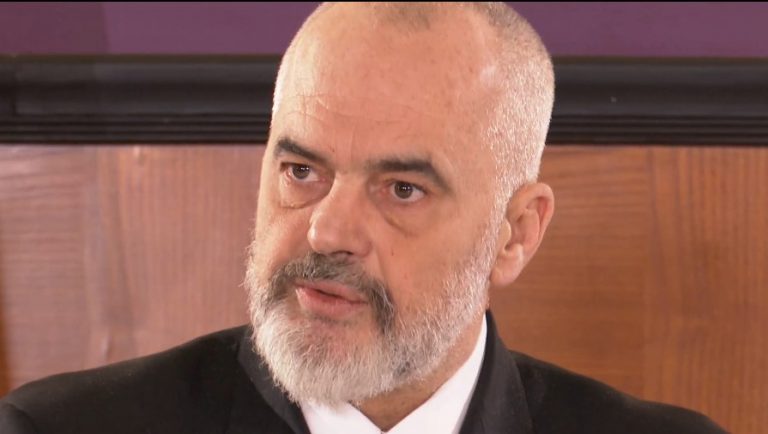 Protesta e 21 janarit/ Rama shpall 4 viktimat “Dëshmorë të Atdheut”