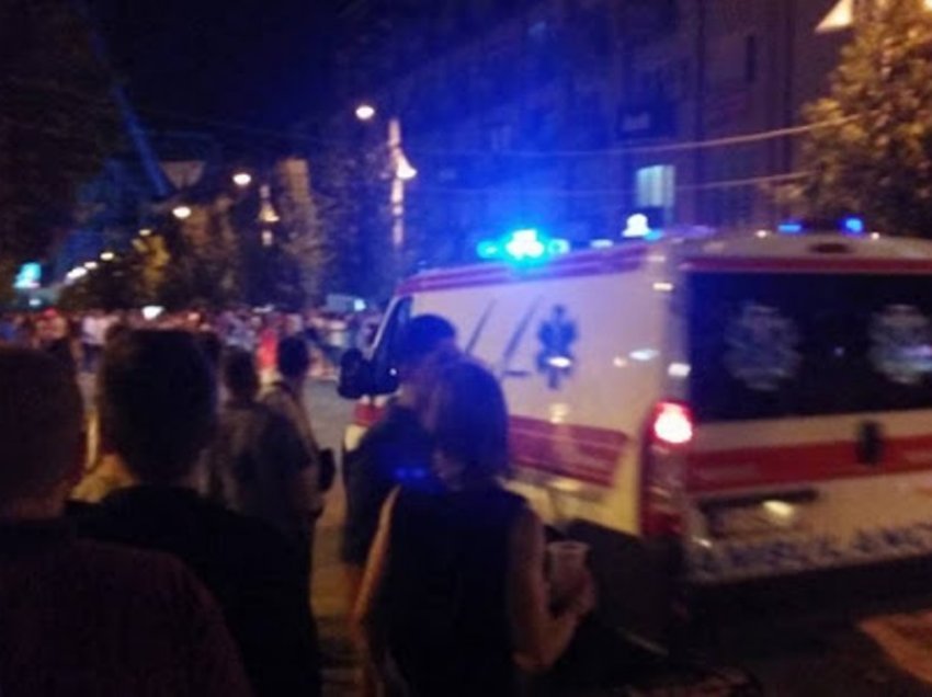 Ngjarje e rëndë në kryeqytet/ Hidhet nga pallati një 37-vjeçar, humb jetën