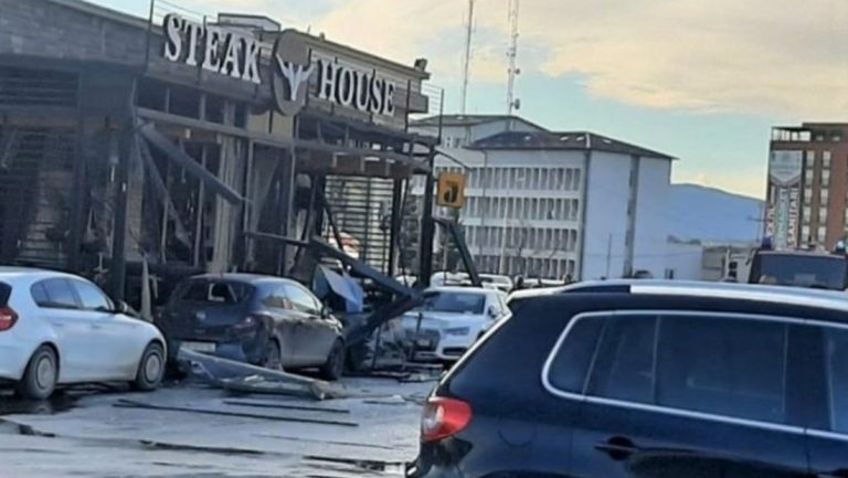 U plagosën 42 persona, momenti i shpërthimit të bombulës së gazit në restorant (VIDEO)