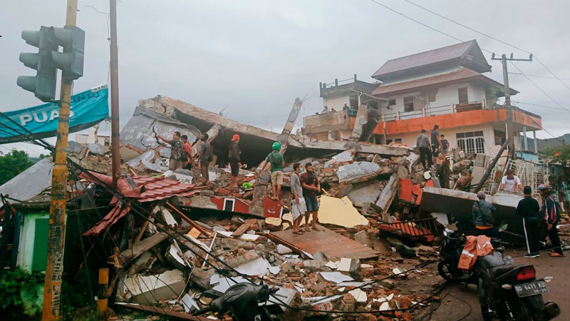 Tërmet tragjik në Indonezi, 67 viktima