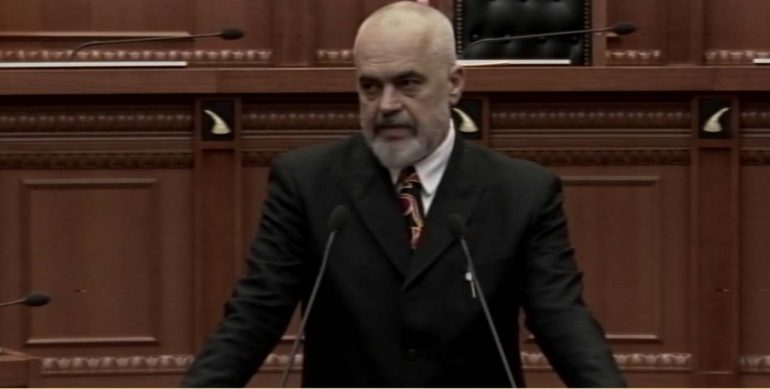 Vaksina ndaj COVID-19, Rama vijon me kritikat ndaj BE-së edhe në Kuvend