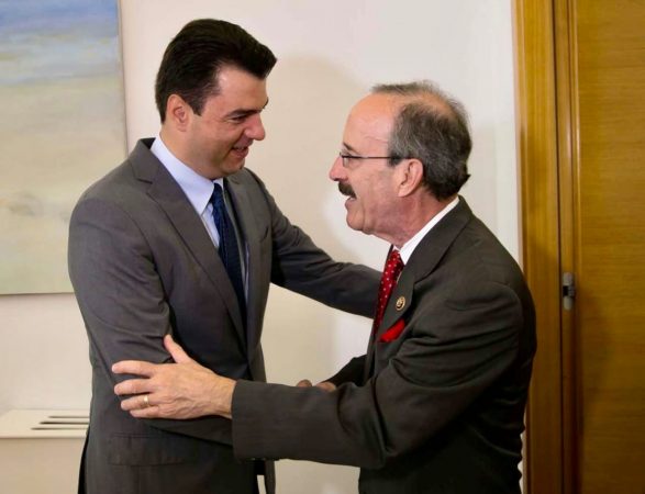 Basha mesazh për kongresmenin Engel: Faleminderit për mbështetjen vendimtare gjatë 3 dekadave