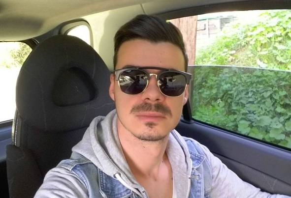 U qëllua me armë në Greqi, vdes 27-vjeçari shqiptar