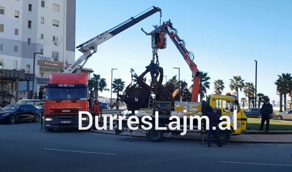 U dëmtua nga stuhia, statuja e Redonit rikthehet në shëtitoren “Taulantia” (VIDEO)