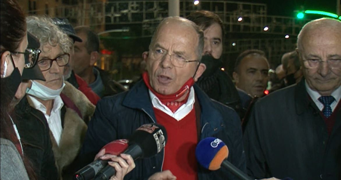 Zgjerimi i Greqisë, Guri në protestë: Duam transparencë nga qeveria për marrëveshjen e detit