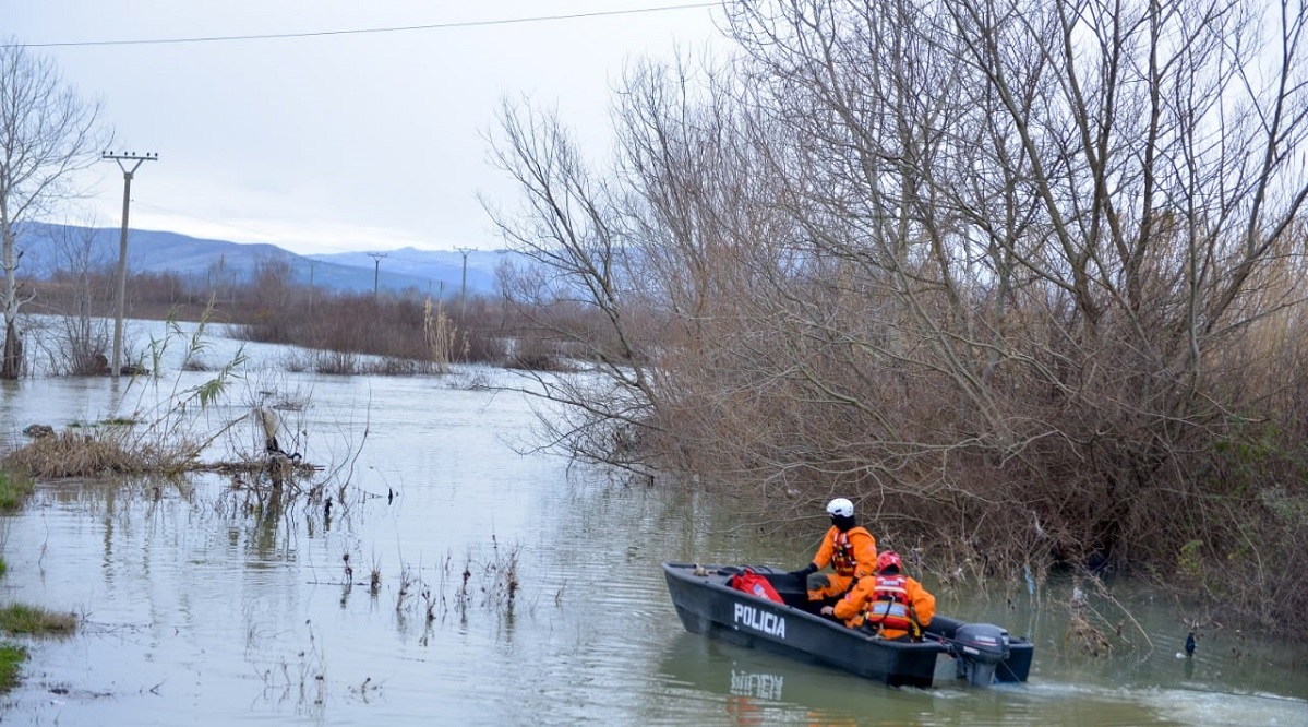 Shkodra ende nën ujë, 2365 hektarë tokë të përmbytura