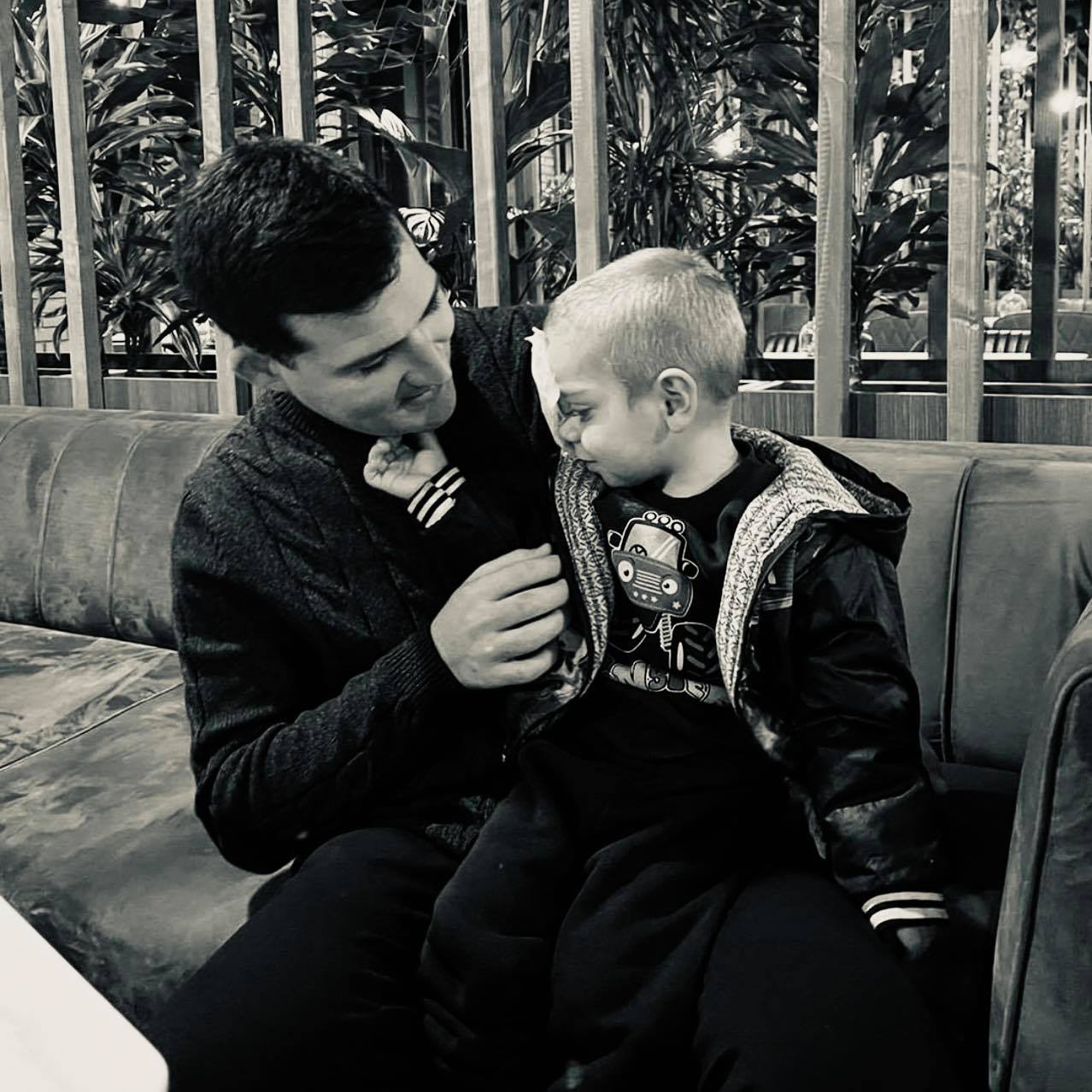 E trishtë! Mposhti tumorin, por jo virusin. Covid-19 i merr jetën 9-vjeçarit