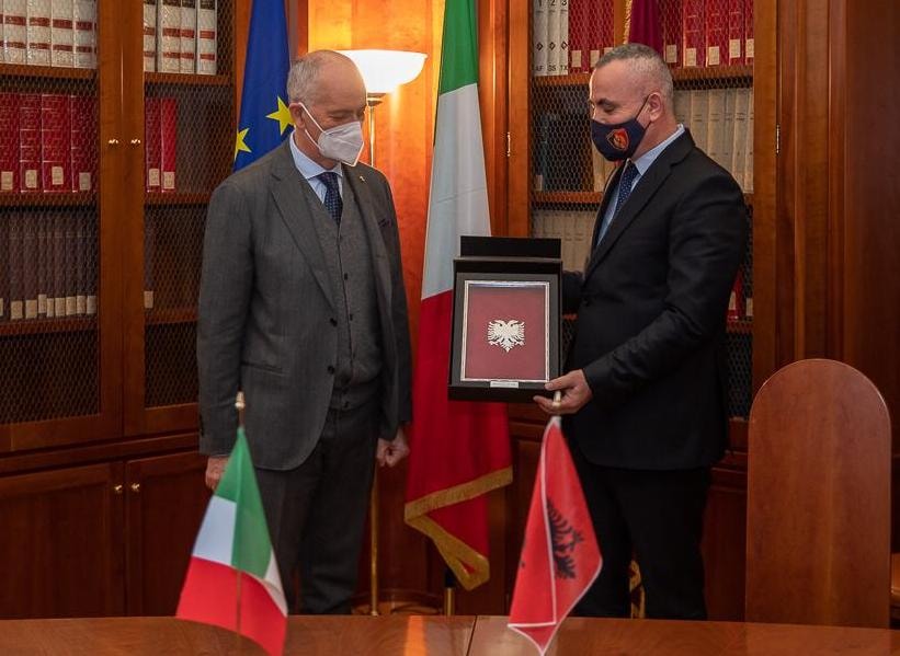 Nënshkruhet protokolli operacional mes policisë italiane dhe asaj shqiptare