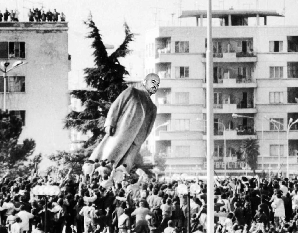 20 shkurti/ PDIU: Sot, 30 vjet më pas, është koha të largojmë Edverin