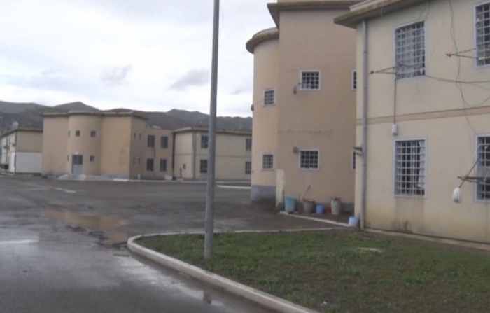 Dhjetëra të burgosur VIP infektohen me koronavirus