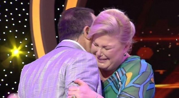 Eni Çobani humb njeriun e dashur: “Dhimbja është e madhe por ajo do jetë mes nesh gjithmonë”