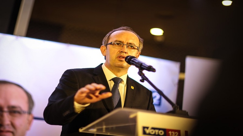 Hoti: Kemi larguar ndikimin rus dhe atë të Lindjes në Kosovë