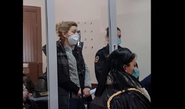 Arrestimet te “Shefqet Ndroqi”, përlotet në gjykatë njëra nga infermieret: Kam dy fëmijë të mitur!