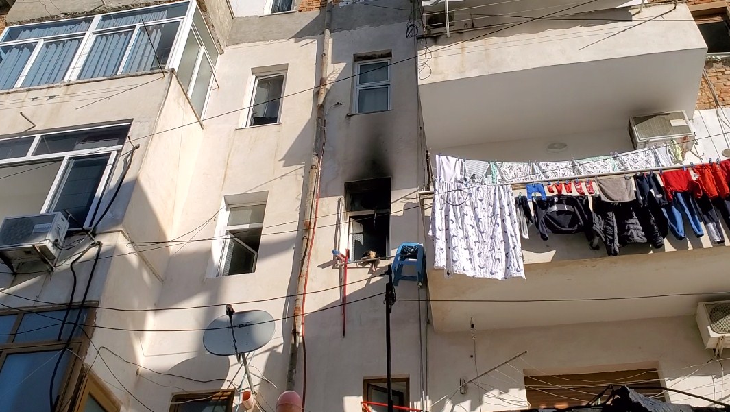 Merr flakë apartamenti në një pallat, shkak lavatriçja