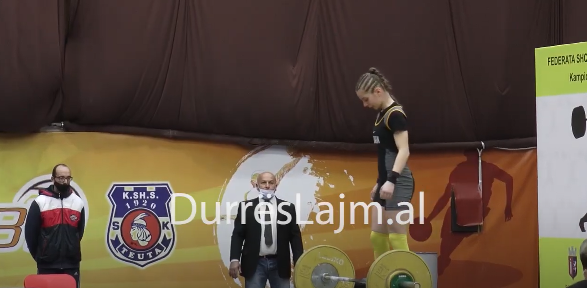 Zhvillohet në Durrës kampionati kombëtar i peshngritjes për të rritur (VIDEO)