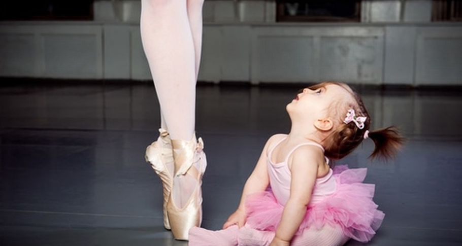 Cila është mosha e duhur që vajza juaj të fillojë baletin