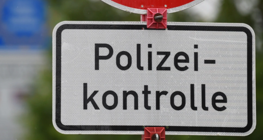 Gjermania zgjat kufizimet në kufijtë tokësorë