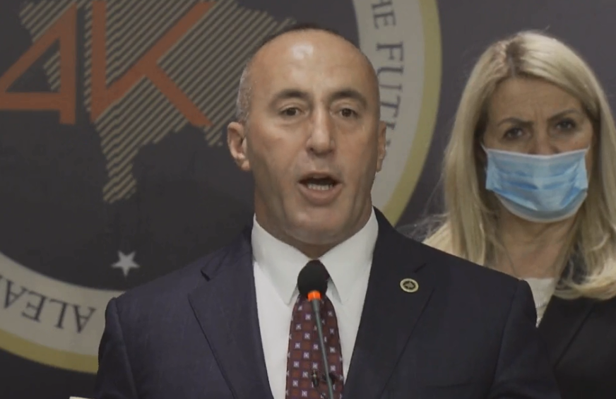 Haradinaj nis zyrtarisht fushatën: Hapim një kapitull të ri të së ardhmes