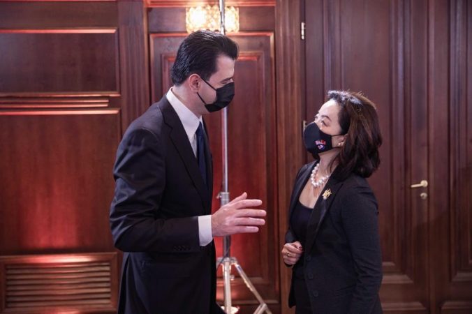 Basha reagon pas takimit në Presidencë: Miqësia me SHBA, thelbësore për Shqipërinë!