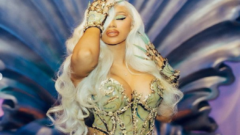 Cardi B grimohet nga e bija 2-vjeçare dhe rezultati është një rrëmujë e vërtetë