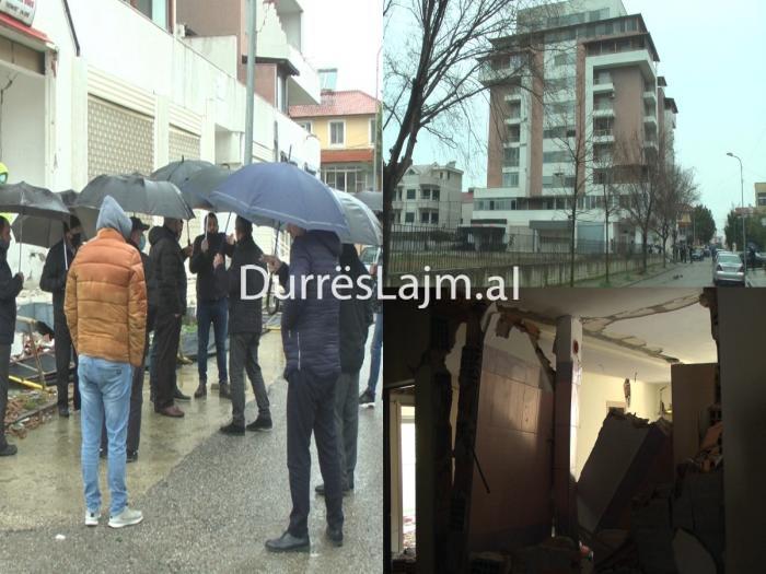 “Kush do me na gropos në këtë pallat!” Banorët e pallatit DS4 sërish në protestë në Durrës (VIDEO)