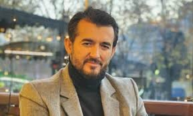 Labinot Tahiri i revoltuar: Do nis të këndoj, kush infektohet të izolohet në shtëpi