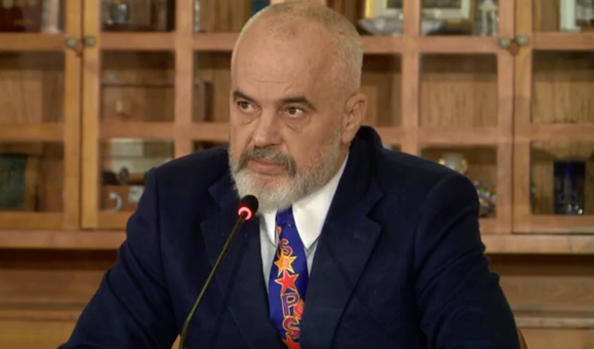 Rama: Shumë shpejt do të nisë vaksinimi masiv