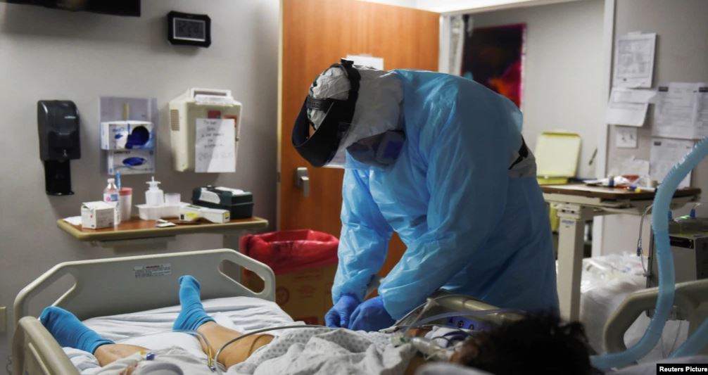 SHBA/ Numri i të vdekurve arrin në rreth gjysmë milionë njerëz