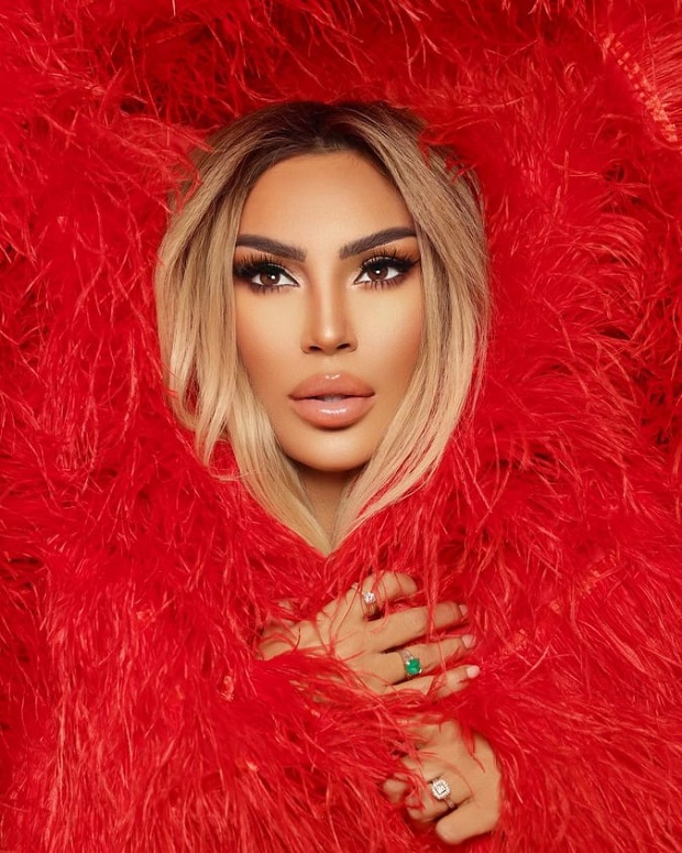 Edhe pse është në kërkim, Fjolla Morina shijon jetën nga arratia