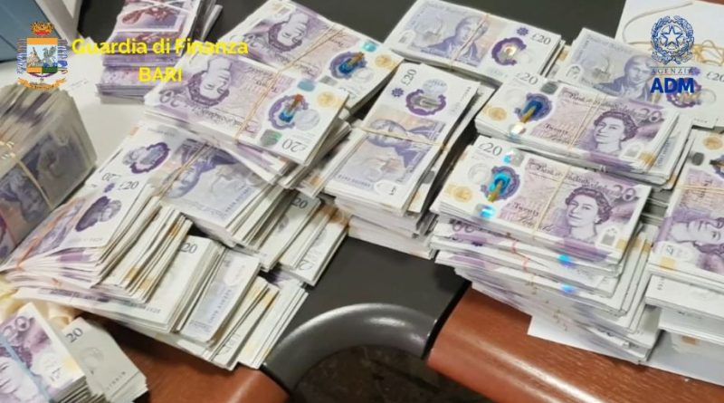 Sekuestrohen 225 mijë paund në portin e Barit do vinin në Shqipëri