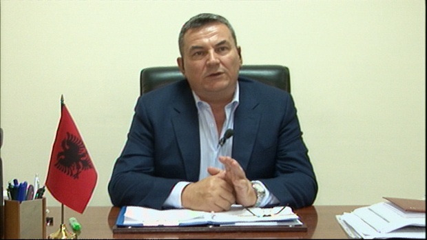 “Asnjë aks nuk është i bllokuar”, kreu i Emergjencave Civile: Vështirësi lëvizje për shkak të ngricave, drejtuesit të kenë kujdes