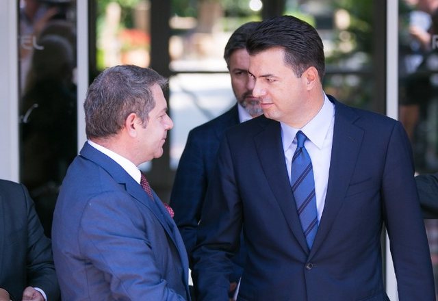 Idrizi takohet me Bashën: S’ka asnjë dyshim që PDIU do të jetë në krah të PD-së!