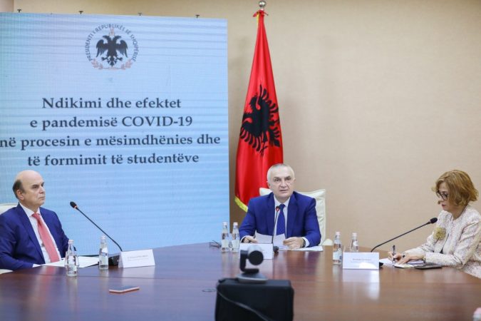 Meta bashkëbisedim me përfaqësues të Qeverisë, rektorë e profesorë: Krijoni të gjitha kushtet për studentët!