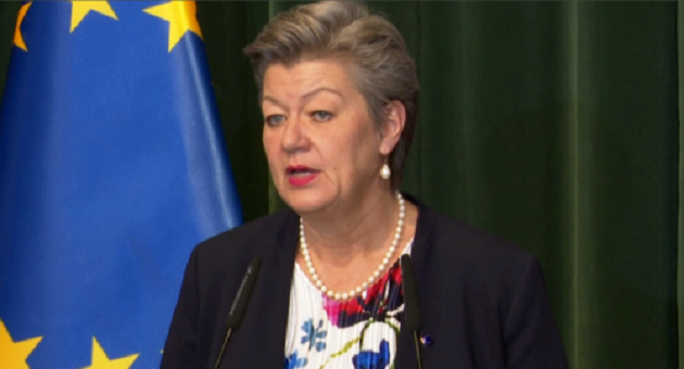 Komisionerja Johansson mesazh të qartë partive politike në Shqipëri: Të marrin përgjegjësi për integritetin e kandidatëve!