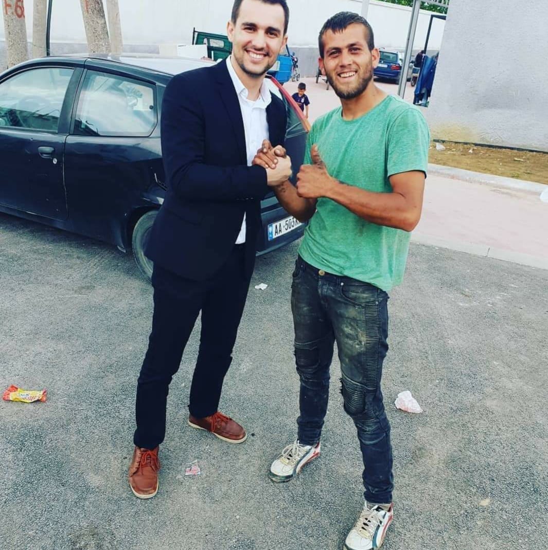 Avokati Lapaj prek me dedikimin për 25-vjeçarin: Vdiq duke mbledhur bukë për 2 fëmijët