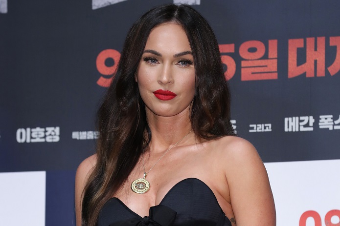 Megan Fox sqaron të vërtetën e deklaratës së saj kundër mbajtjes së maskës