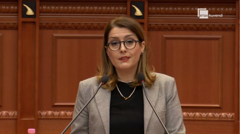 “Nisim me Durrësin”, Manastirliu: Mbi 500 të shtruar me Covid, nga sot aktivizojmë spitalet rajonale