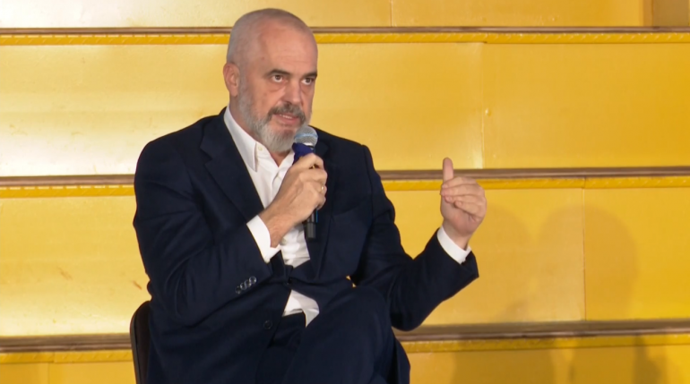 Hekurudha Tiranë-Durrës, Rama: Gati të nisë puna, është lidhur kontrata