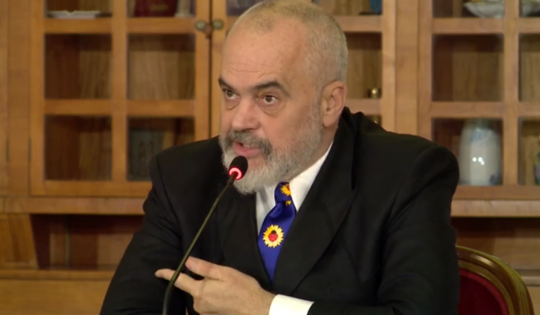 Rama: Biletat e udhëtimeve nga Rinasi do bëhen 25 për qind më të lira