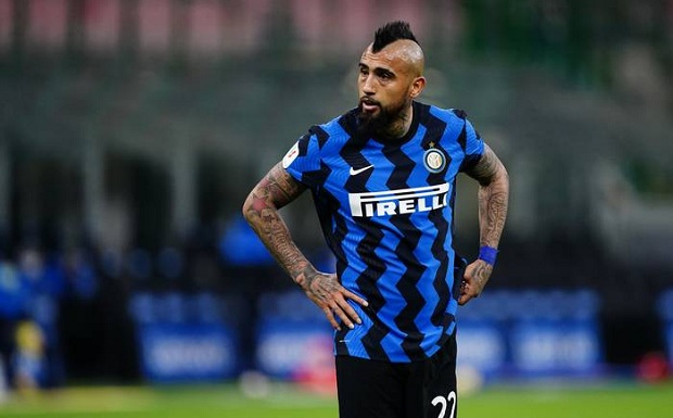 Reagoi ashpër ndaj Kontes gjatë sfidës kundër Juventusit, Interi merr vendimin për Arturo Vidal