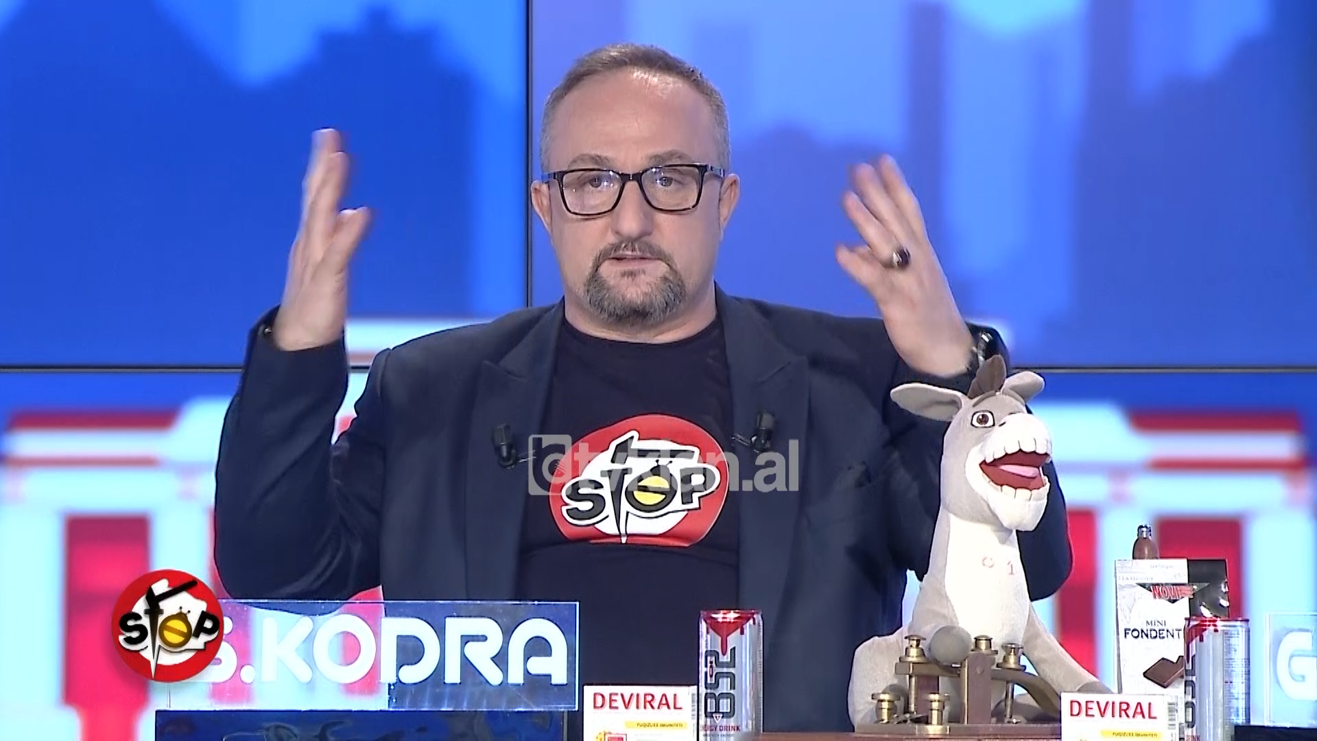 Mesazhet përgjëruese të pacientes me Covid për bukë, Saimir Kodra i revoltuar me infermierët: Jeni të gjithë vrasës!